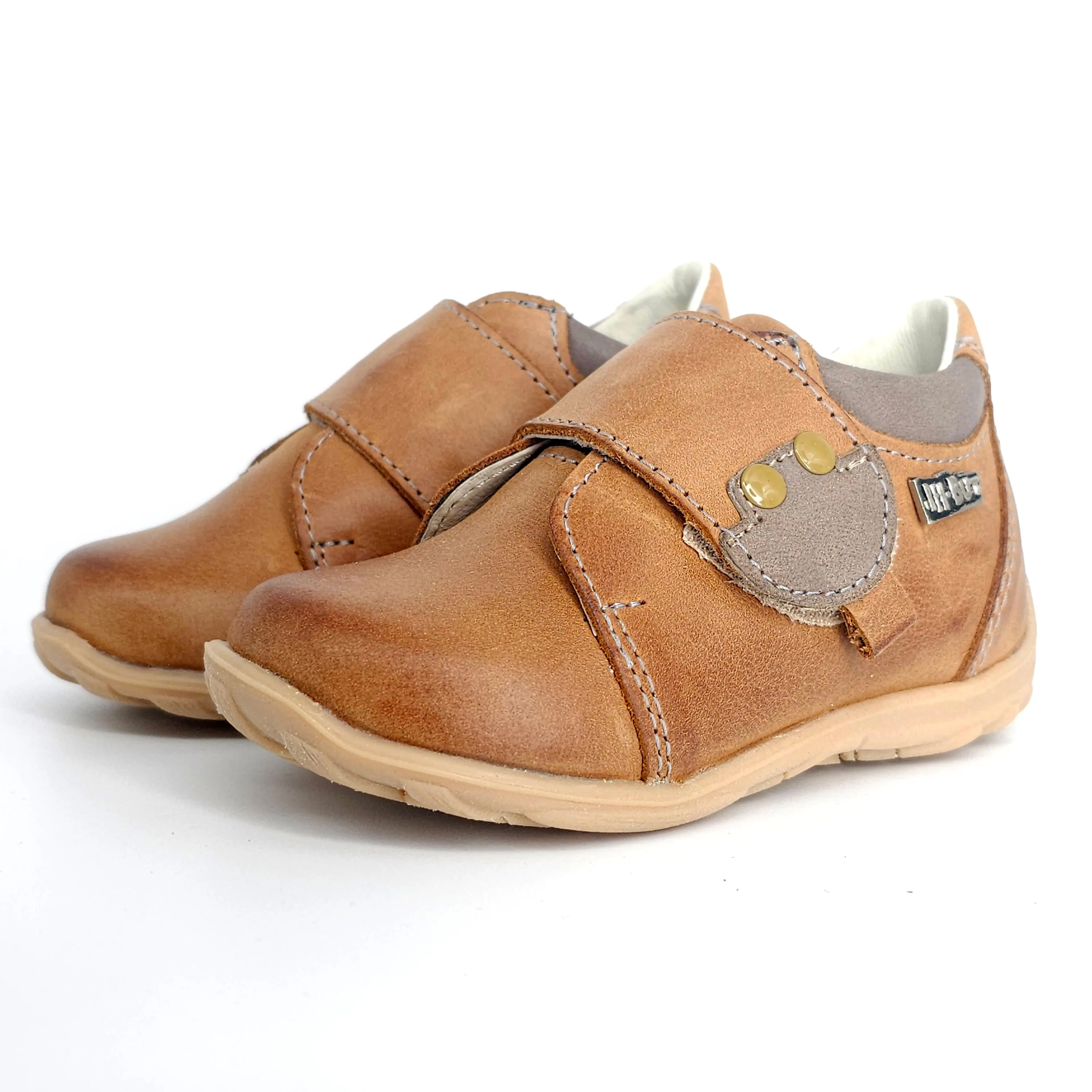 Boys Velcro Shoe In Brown