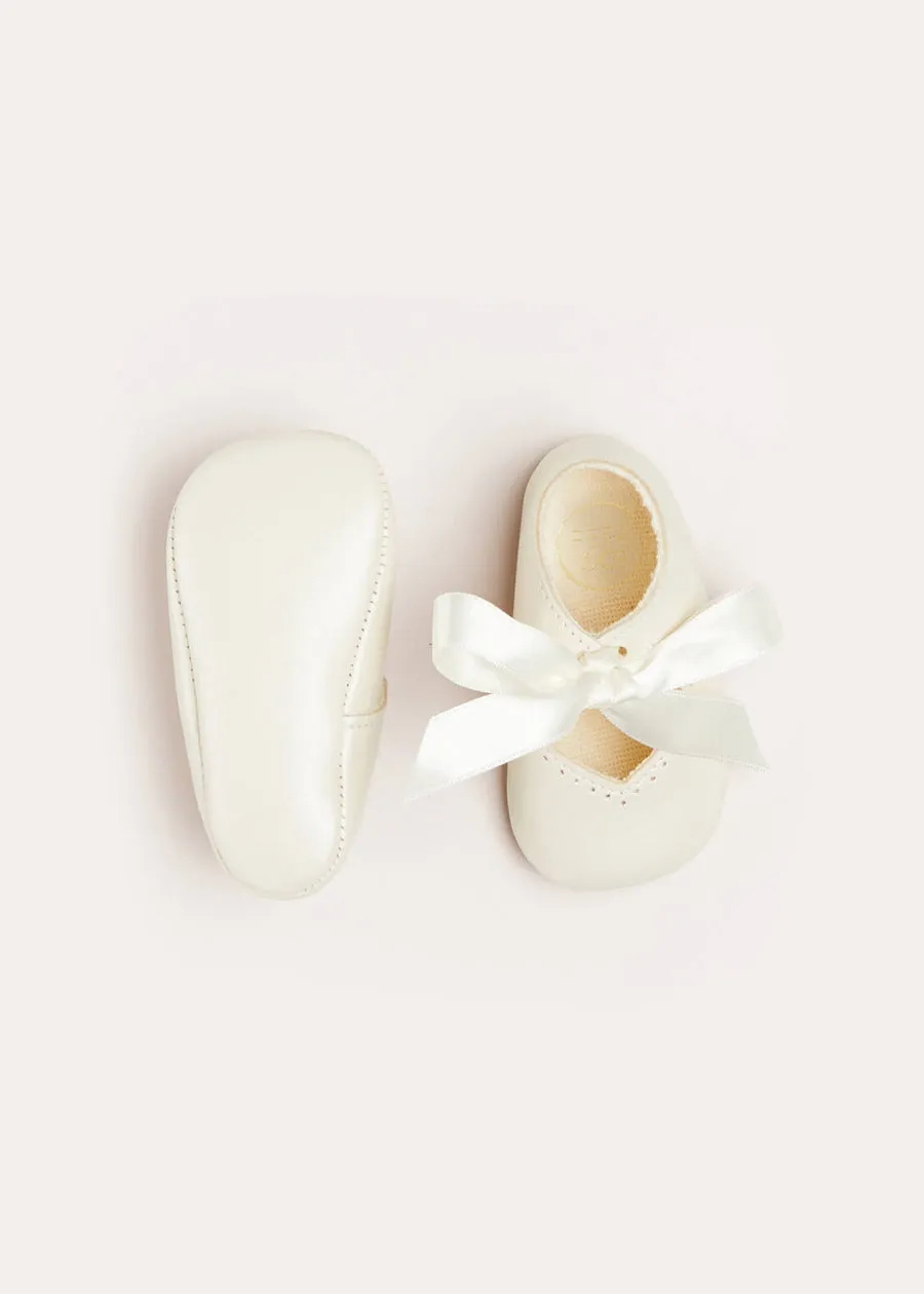 Celebration Ribbon Detail Mary Jane Pram Shoes in Beige (17-20EU)