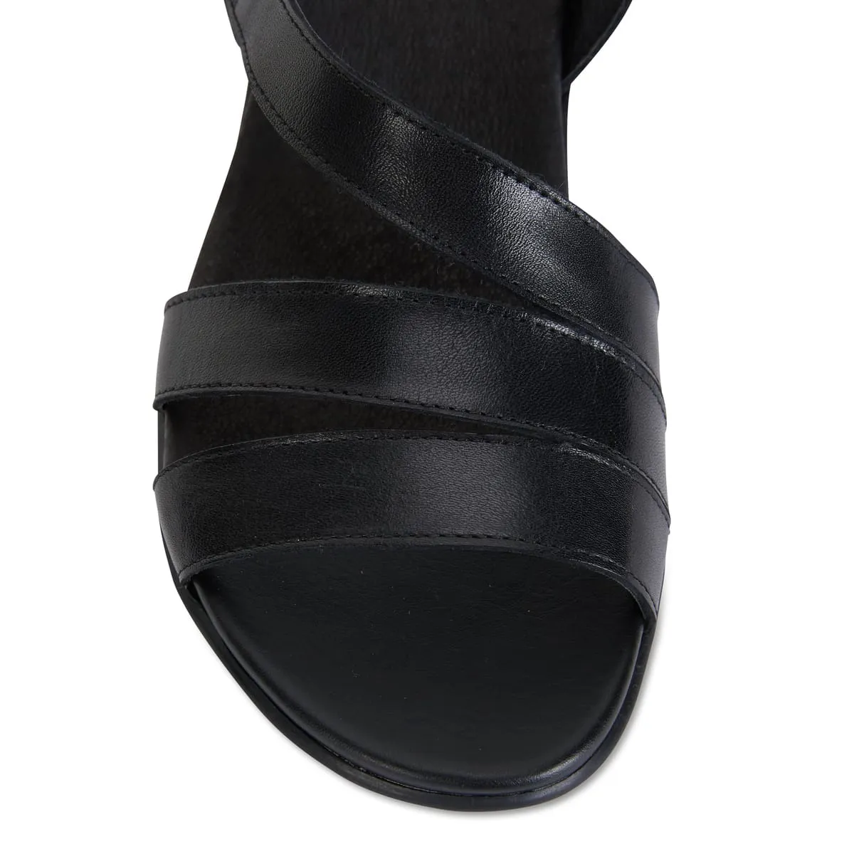 Cisco Sandal in Black Leather