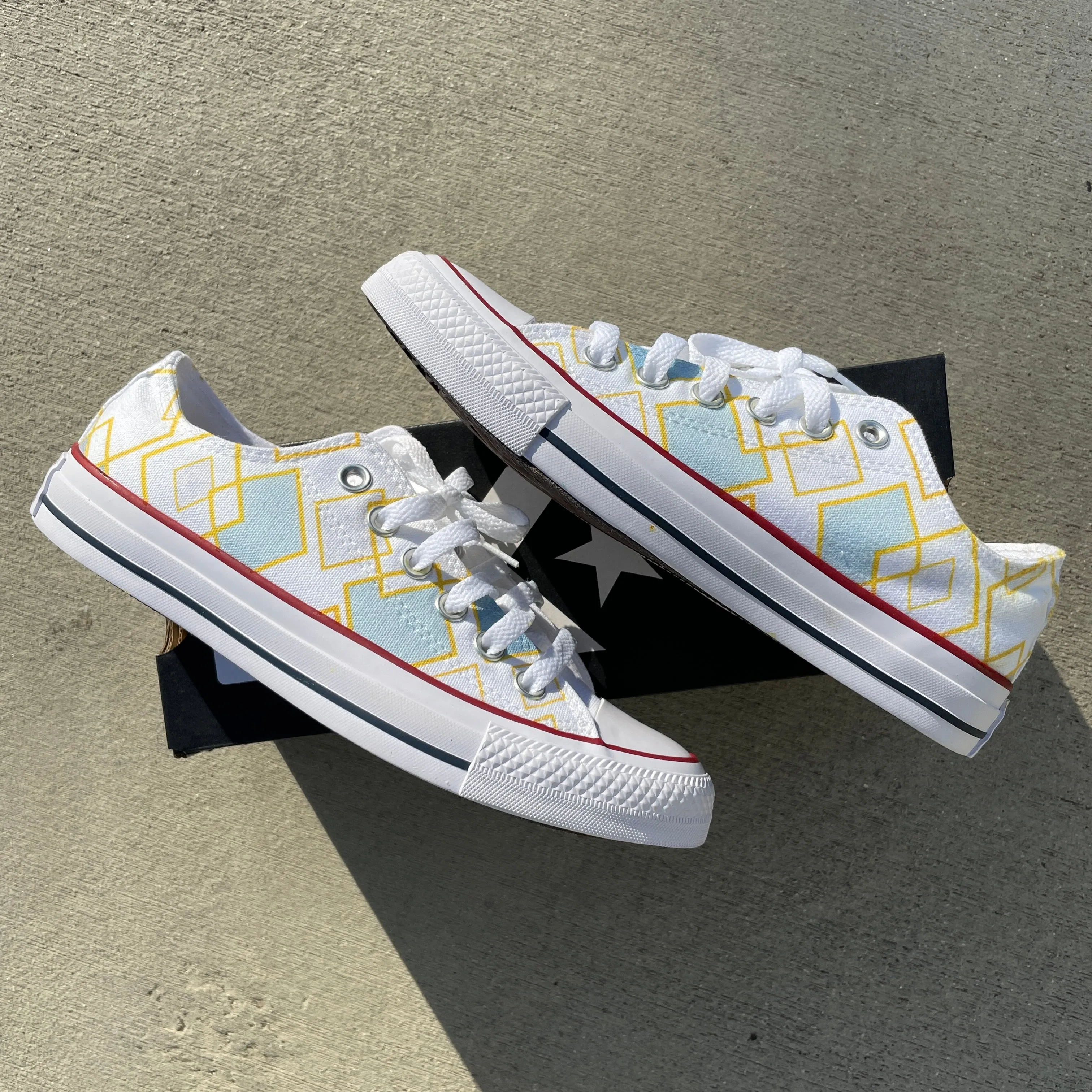 Dancing Diamond Pattern - Custom Low Tops - Custom Converse Shoes