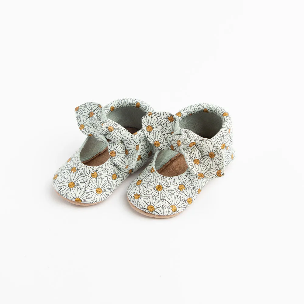 Freshly Picked Daisy Chain Knotted Bow Soft Sole Moccasins