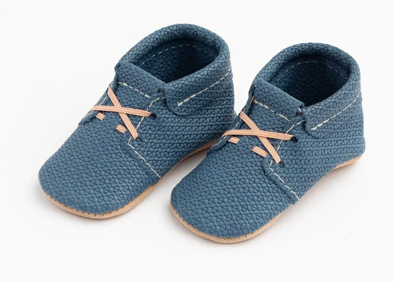 Freshly Picked Woven Indigo Oxford Soft Sole Moccasins