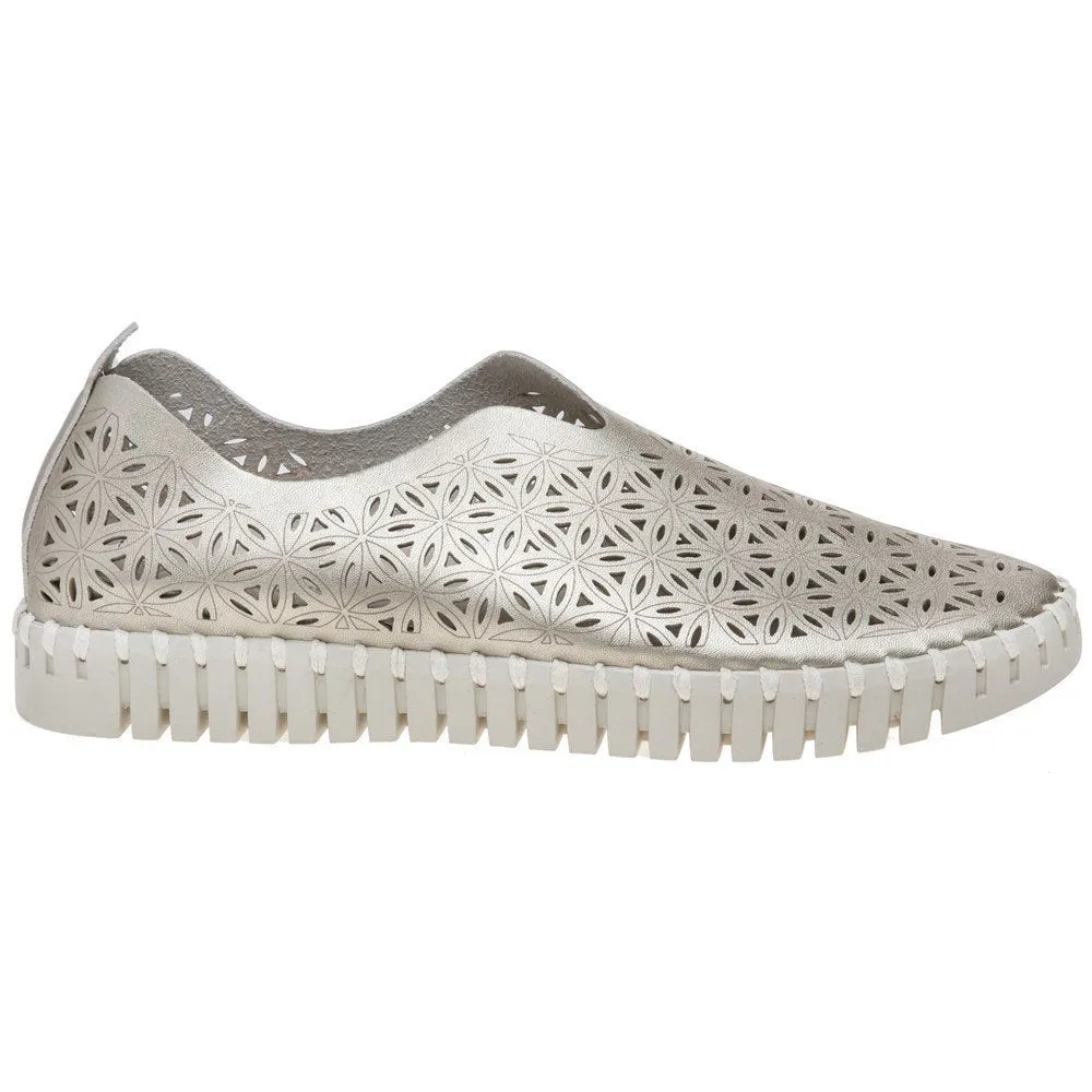 Ilse Jaconbsen Women's Tulip 3576 Metallic Perforated Slip-On Sneaker