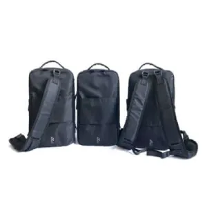 Quiver X Multifunction Bag